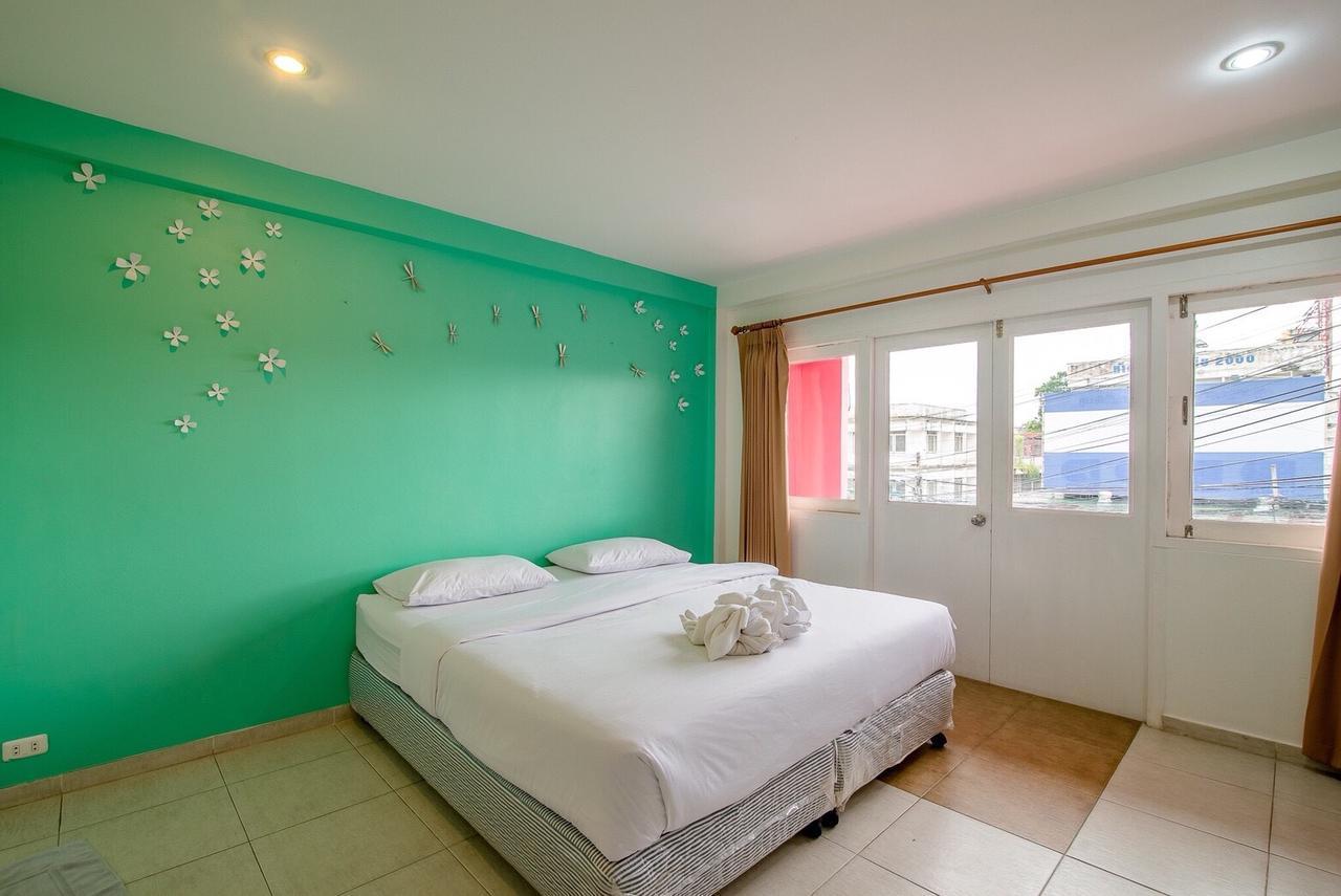 Blue Moon Hotel هوا هين المظهر الخارجي الصورة